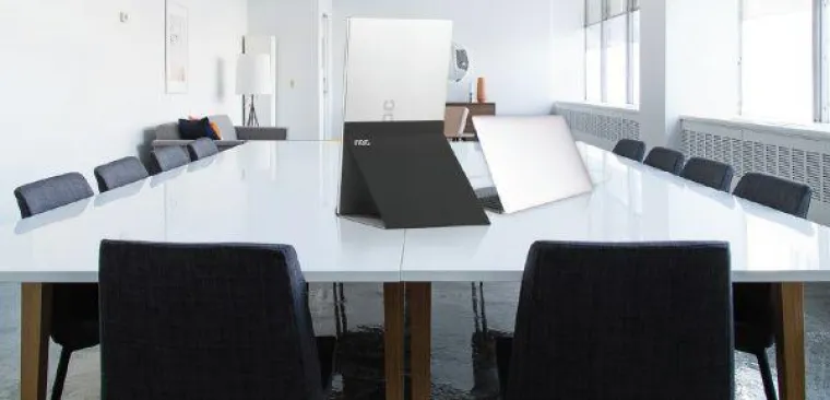 Bild: Die Produktivität steigern mit den mobilen USB-C-Displays von AOC