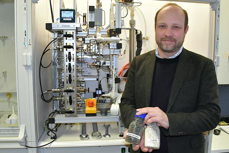 Bild: 3 Millionen Euro für Klimaschutz: OTH Regensburg forscht an Reduzierung der CO₂-Emissionen bei der Zementproduktion