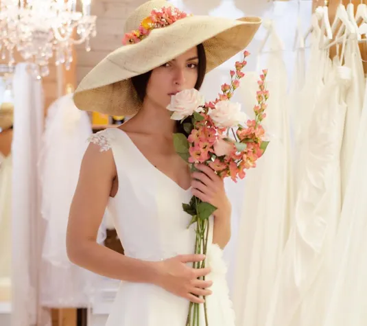 Bild: Brautmoden Tegernsee - Neues Brautatelier mit eigener Brautmanufaktur am Tegernsee.