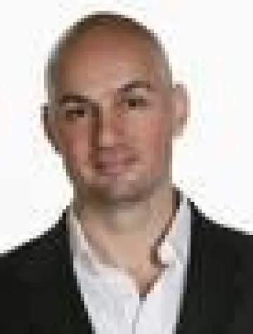 Bild: Med Yones hält Eröffnungsrede der Genfer Investment Konferenz, 23.-24. Juni, 2009