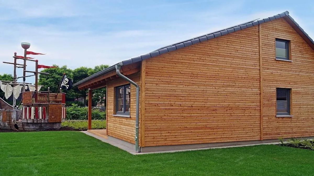 Für erholsame Tage: Das Ferienhaus direkt am AquaMagis-Resort.