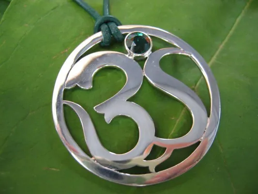 Bild: Silverlotus - Neue Schmuckkollektion von der Insel Bali erobert den Markt