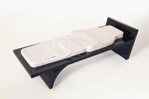 Bild: Gesunder Rücken. Wirkungsvolle Therapie mit "RELAX ONE"