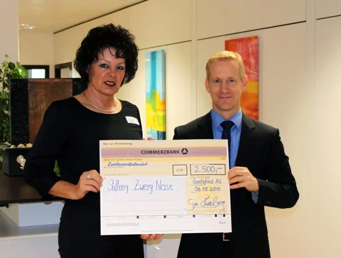 Bild: Goetzfried AG spendet 2.500 € für Zwerg Nase-Haus