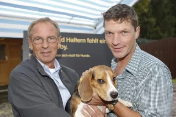 Bild: Pedigree Initiative: Aktion zur Vermittlung von Tierheim-Hunden in München vorgestellt