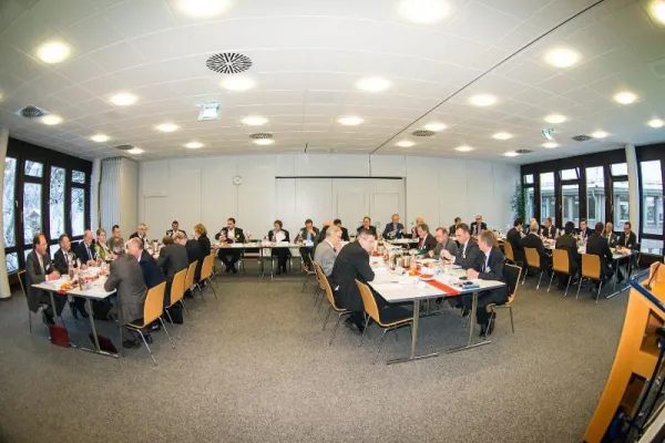 Bild: IHK-Vollversammlung verabschiedet Wirtschaftsplan 2013