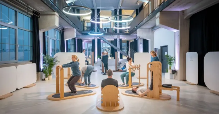 Bild: Weltneuheit auf der FIBO Messe 2024 :YOGA ZONE® - Der YOGA-Zirkel