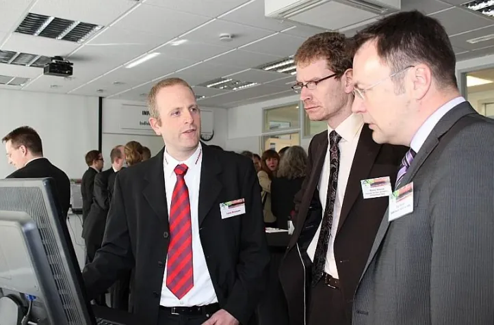 Bild: Geballtes Know-how auf der Hausmesse von INFOLOG