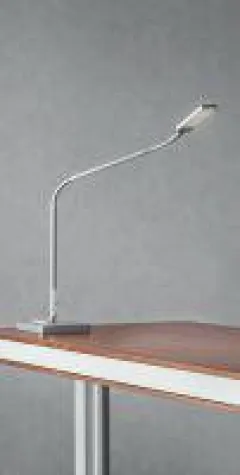 LED-Standleuchte moll L7 in minimalistischem Design - ein Highlight nicht nur im private office Bild: LED-Standleuchte moll L7 in minimalistischem Design - ein Highlight nicht nur im private office