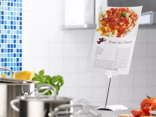 Bild: Nicht nur für Chefköche - ergonaut.eu bringt mit Rezepthalter Ordnung in die Küche