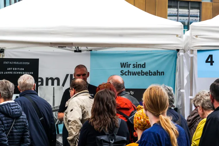 125 Jahre Schwebebahn: Großes Familienfest am Wuppertaler Hauptbahnhof begeistert tausende Besucher Bild: 125 Jahre Schwebebahn: Großes Familienfest am Wuppertaler Hauptbahnhof begeistert tausende Besucher
