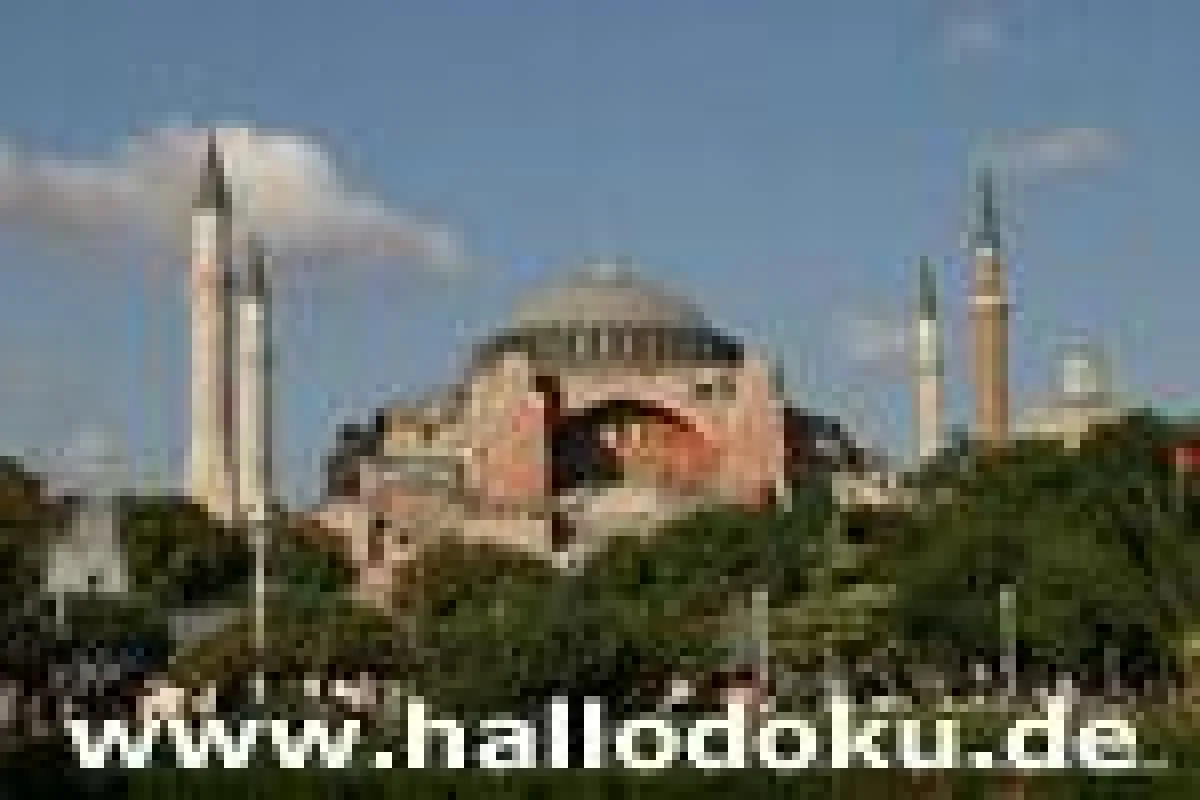 HalloDoku - Online-Buch: Istanbul, die große Stadt ruft. Bild: Haghia Sophia in Istanbul