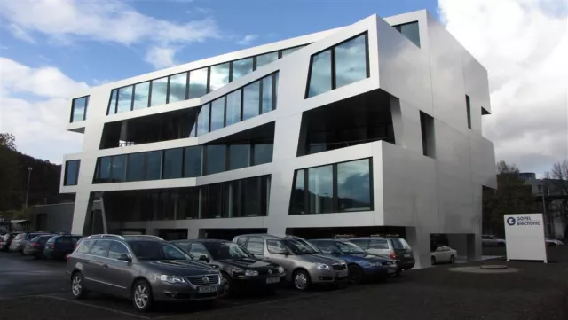 Bild: GÖPEL electronic feiert 20 erfolgreiche Jahre