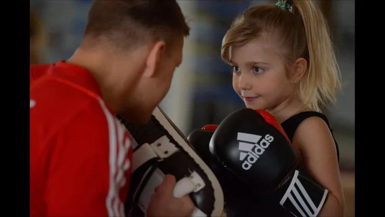 Kinder Kickboxen in Bergisch Gladbach Bild: Kinder Kickboxen in Bergisch Gladbach