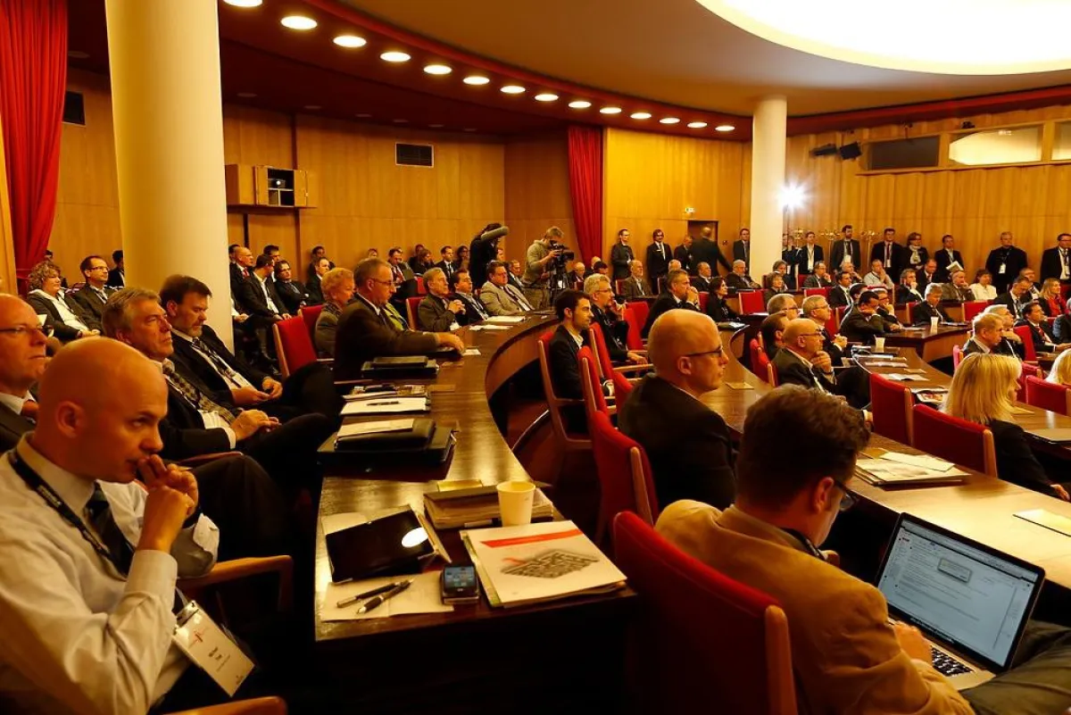 Voll besetzte Reihen auf dem 3. cologne IT summit_