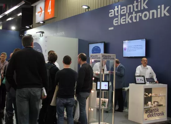 Bild: Atlantik Elektronik verzeichnet erfolgreichen Messeauftritt auf der embedded world 2015 in Nürnberg