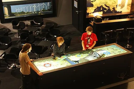 Faszination Information. Der BIG Touch Multi-Touchtable. Bild: Faszination Information. Der BIG Touch Multi-Touchtable.