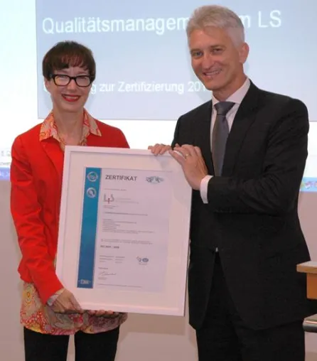 Bild: Bildungssektor im Ländle: DQS bestätigt Landesinstitut für Schulentwicklung vorbildliches Qualitätsmanagement