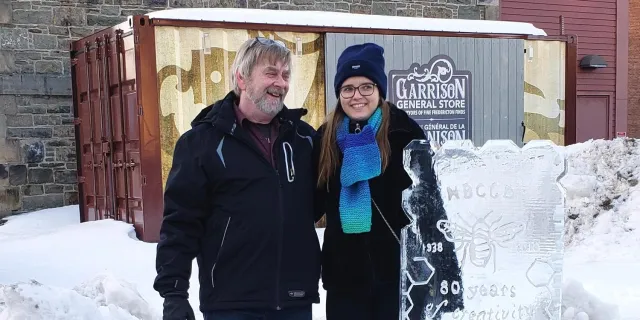 Bild: Stipendien für Schüleraustausch USA: 7 Punkte zu den Interessen, die in das Motivationsschreiben gehören