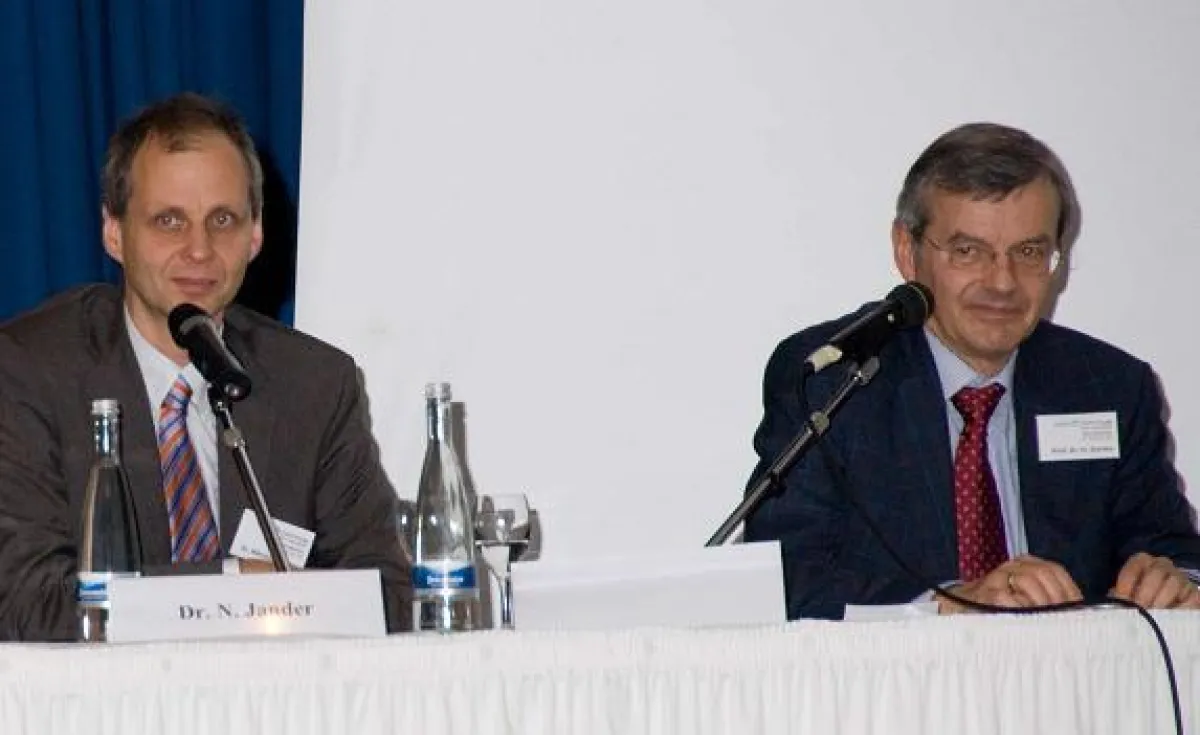 Oberarzt Dr. Nikolaus Jander und Chefarzt Prof. Dr. Helmut Gohlke
