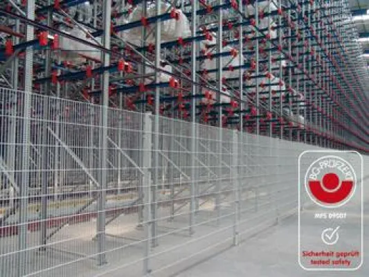 Neue Maschinenrichtlinie zum 29.12.2009 - Erstes BG-zertifiziertes Schutzzaun-System Bild: Neue Maschinenrichtlinie zum 29.12.2009 - Erstes BG-zertifiziertes Schutzzaun-System