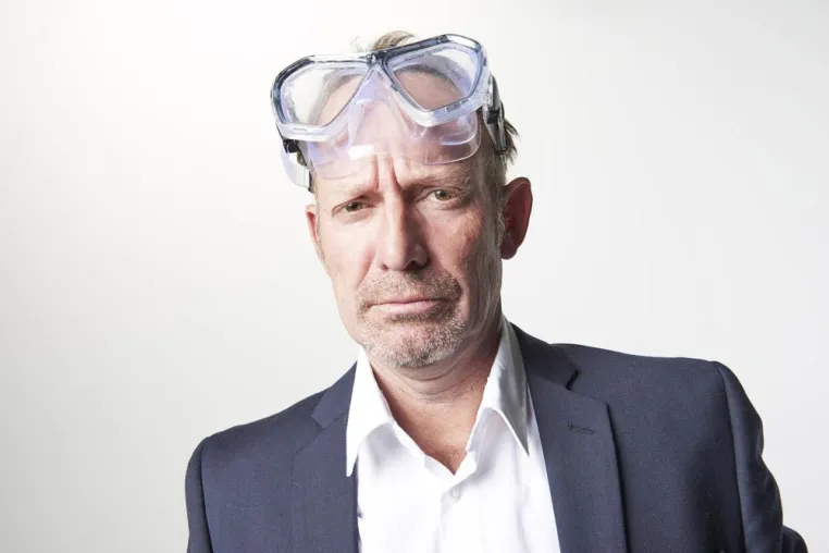 Mediale Krise? Abtauchen bringt nichts! Bild: Mediale Krise? Abtauchen bringt nichts!