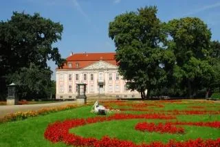 Bild: Schlossfest rund um das Schloss Friedrichsfelde