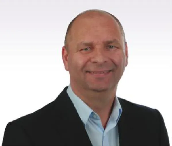 Bild: Verkaufscoaching mit Erwin Santa für Mitarbeiter im Fachhandel neu bei DIETZ