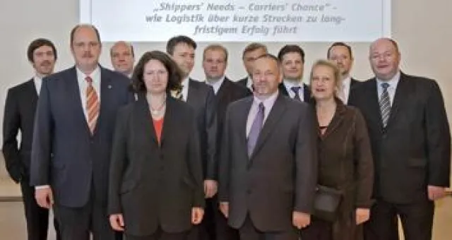 Bild: Trotz Diskussion um Schiffsemissionen: Verladende Wirtschaft hält an Shortsea-Konzepten fest