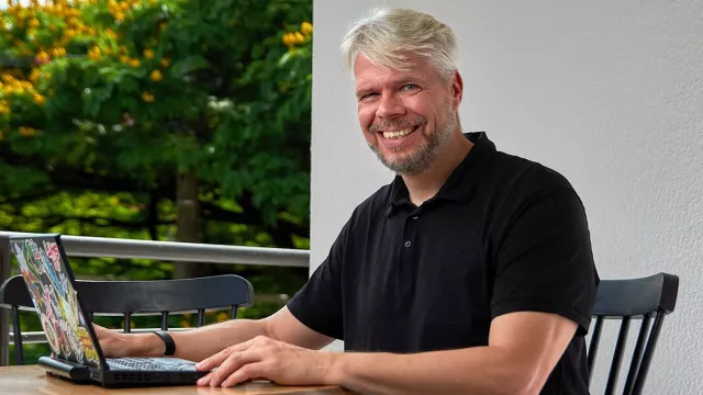 Bild: Claus Lauter, E-Commerce Wachstumsberater, startet das Shopify Coaching Programm "Get Conversions"