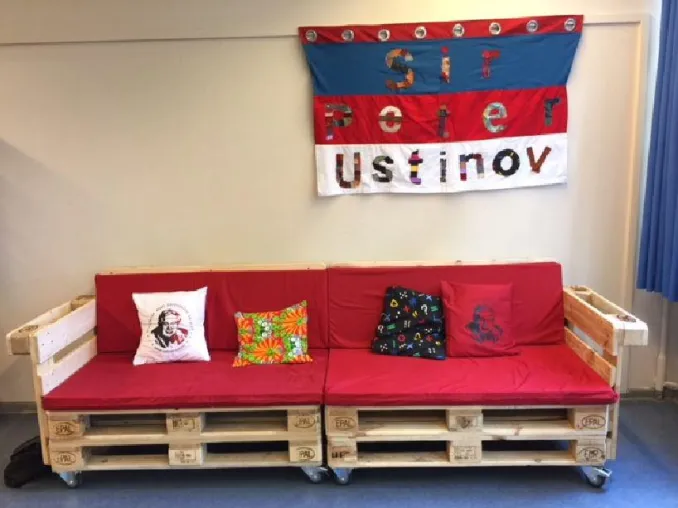 Kunst- und Werkprojekt zu Sir Peter Ustinov an der Peter-Ustinov-Schule Hannover Bild: Kunst- und Werkprojekt zu Sir Peter Ustinov an der Peter-Ustinov-Schule Hannover