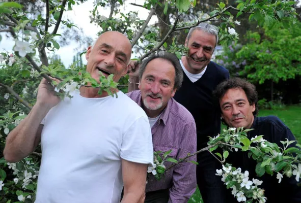 Tommie Goerz mit Hans, Hans, Hans und Hans am 21. Mai im fifty-fifty, Erlangen Bild: Tommie Goerz mit Hans, Hans, Hans und Hans am 21. Mai im fifty-fifty, Erlangen