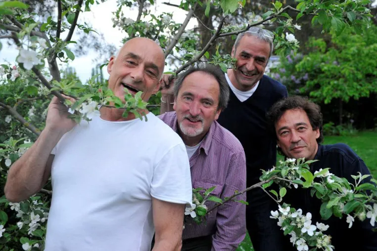 Bild: Tommie Goerz mit Hans, Hans, Hans und Hans am 21. Mai im fifty-fifty, Erlangen