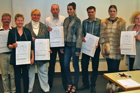 Gütersloher Kürschner-Meisterin für Ihre Kreation ausgezeichnet Bild: Gütersloher Kürschner-Meisterin für Ihre Kreation ausgezeichnet
