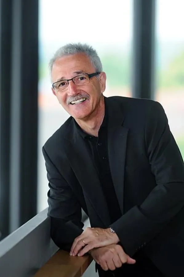 Dr.-Ing. Dipl.-Wirtsch.-Ing. E. Rüdiger Weng - 10 Jahre Partner im Berater-Team Bau