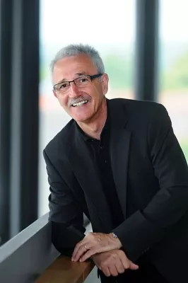 Bild: E. Rüdiger Weng - 10 Jahre Partner im Berater-Team Bau