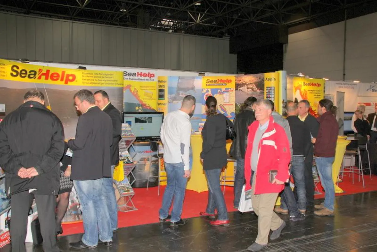 Der SeaHelp-Stand auf der boot 2013.