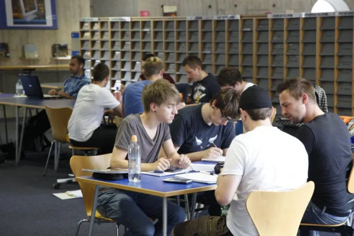 Bild: Weiterbilden: Erzieher(innen) studieren Soziale Arbeit