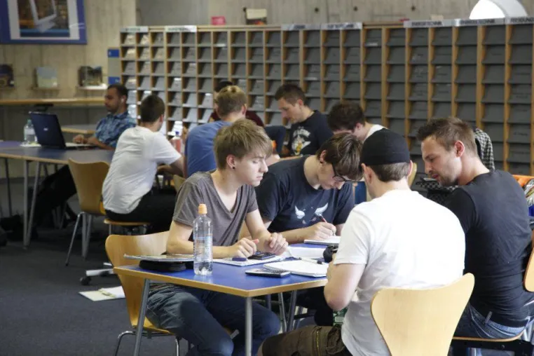 Bild: Weiterbilden: Erzieher(innen) studieren Soziale Arbeit