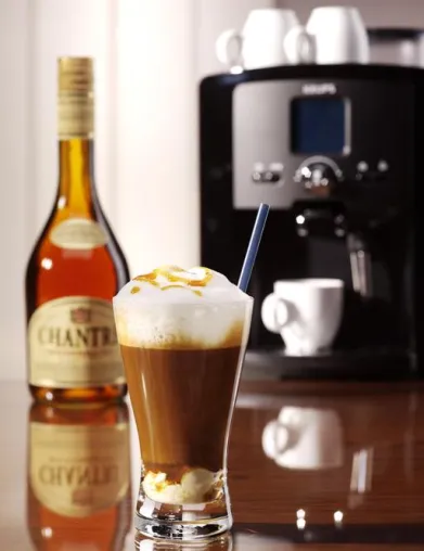 Kaffee-Spezialität für Januar - Domino macht warm ums Herz Bild: Kaffee-Spezialität für Januar - Domino macht warm ums Herz