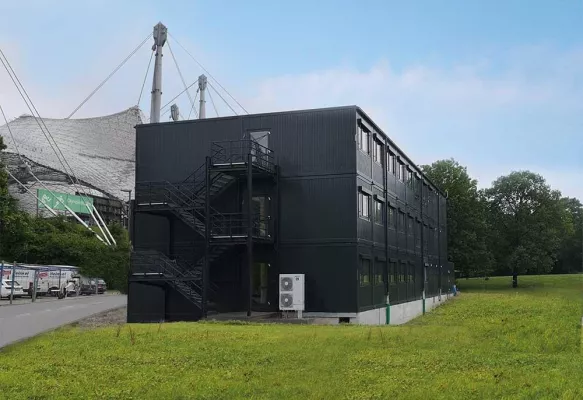 Bild: European Championships München 2022: Heinkel Modulbau errichtet dreigeschossiges Bürogebäude in Modulbauweise