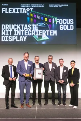 Bild: SCHLEGEL erhält erstmals FOCUS GOLD für innovative Displaytaste 