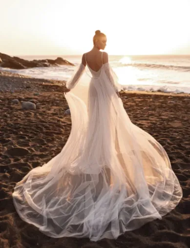 Bild: Wie sexy darf ein Brautkleid sein? Zwischen Selbstbewusstsein, Stil und Persönlichkeit