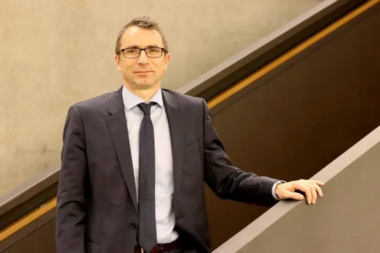 Dr. Jörg Brauns zum neuen Kanzler der Universität Erfurt gewählt Bild: Dr. Jörg Brauns zum neuen Kanzler der Universität Erfurt gewählt