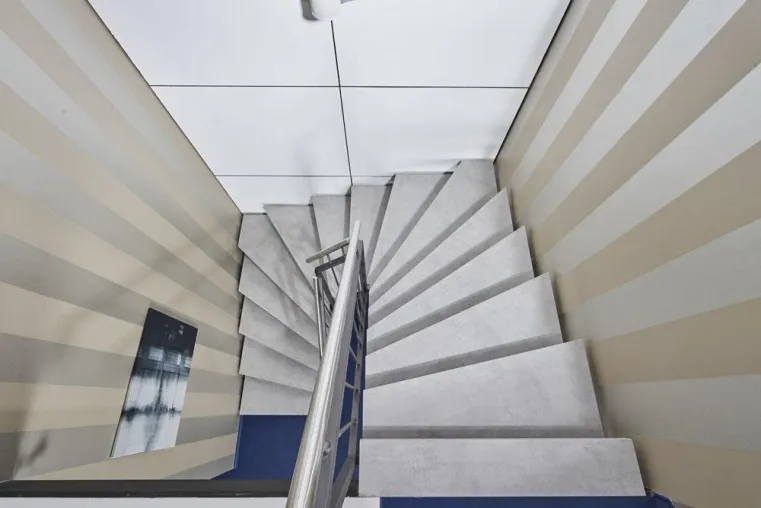 Bild: Qualitätsprodukt für Designliebhaber – Dekolami-Stufen von Fuchs-Treppen