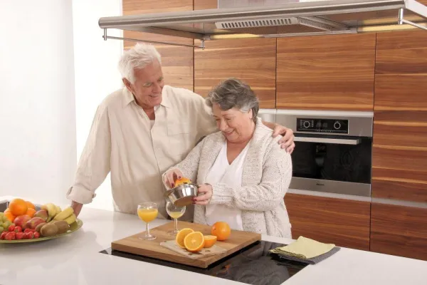 Sensibler Wohnen 50plus: Auftakt mit neuen, nachhaltigen Möbeln Bild: Sensibler Wohnen 50plus: Auftakt mit neuen, nachhaltigen Möbeln