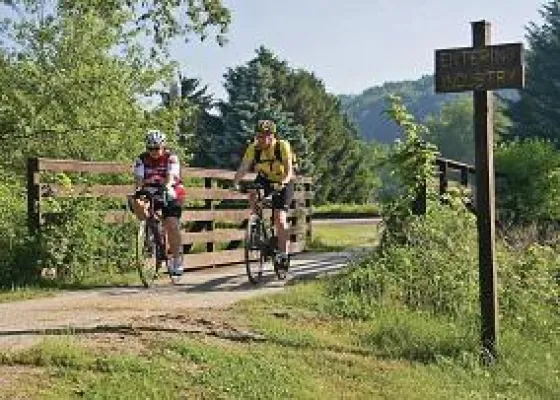 Bild: Mit dem Drahtesel auf den Spuren der Stahlindustrie