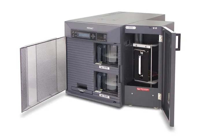 TEAC Desktop Disc Publishing System POLAR STAR Bild: TEAC Desktop Disc Publishing System POLAR STAR