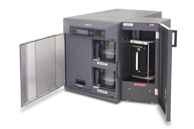 TEAC Desktop Disc Publishing System POLAR STAR Bild: TEAC Desktop Disc Publishing System POLAR STAR