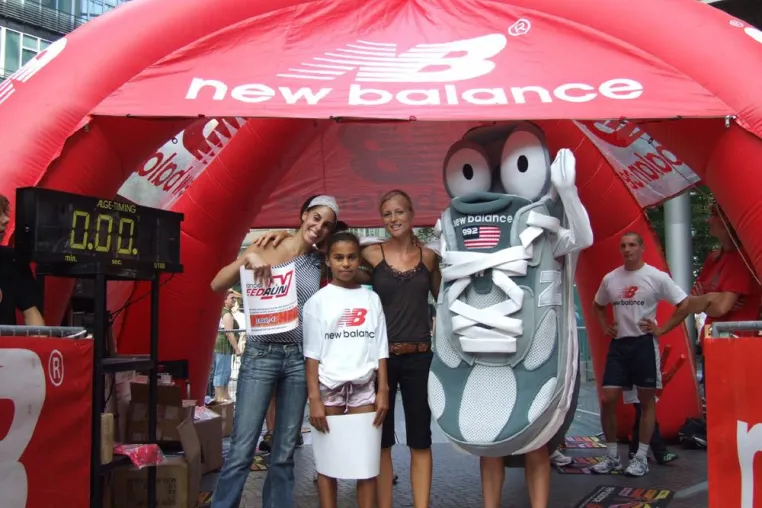 Wimpernschlag-Finale in Berlin beim New Balance Speedrun 2006 Bild: Wimpernschlag-Finale in Berlin beim New Balance Speedrun 2006